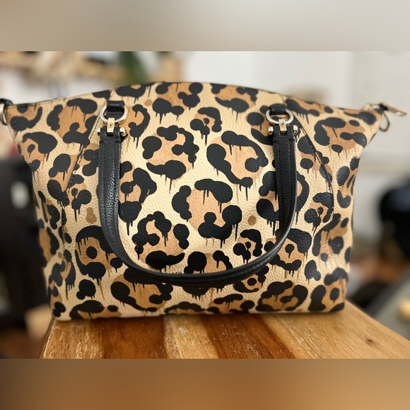 Coach Purse - Picture 4 of 12